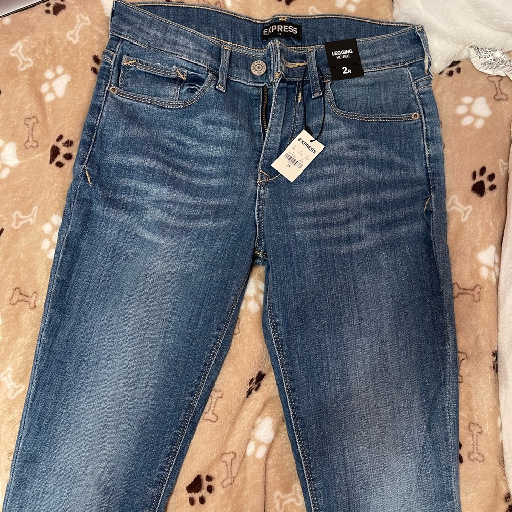 NWT Express mid rise jeggings